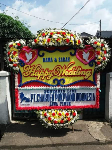 Karangan Bunga Pernikahan  di Barru